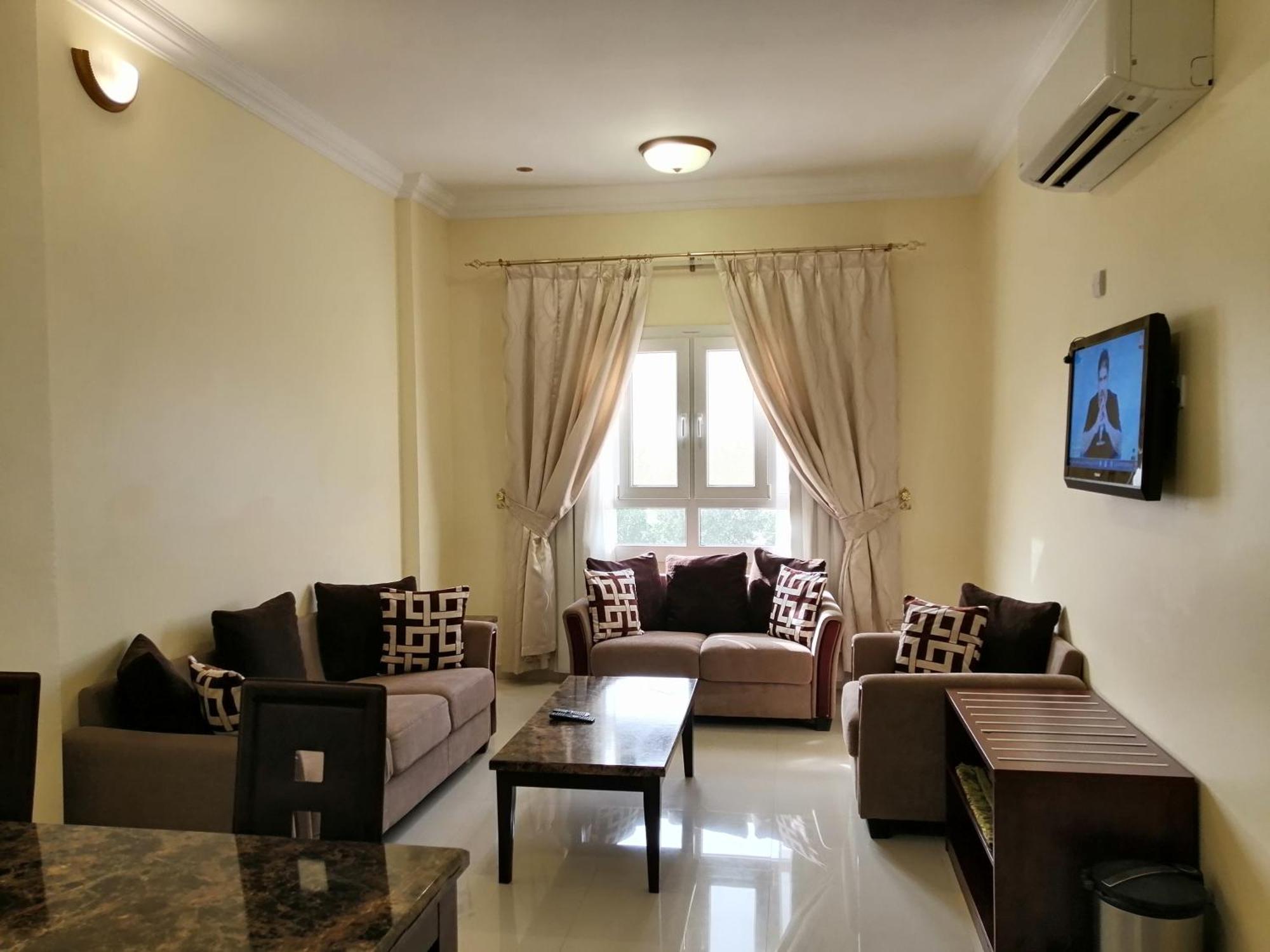Nizwa Hotel Apartments Экстерьер фото