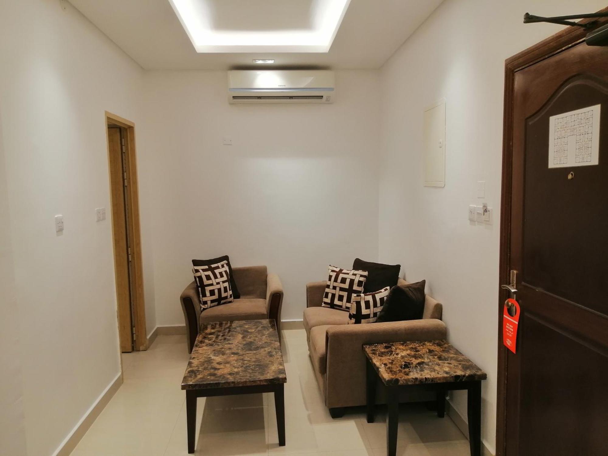 Nizwa Hotel Apartments Экстерьер фото