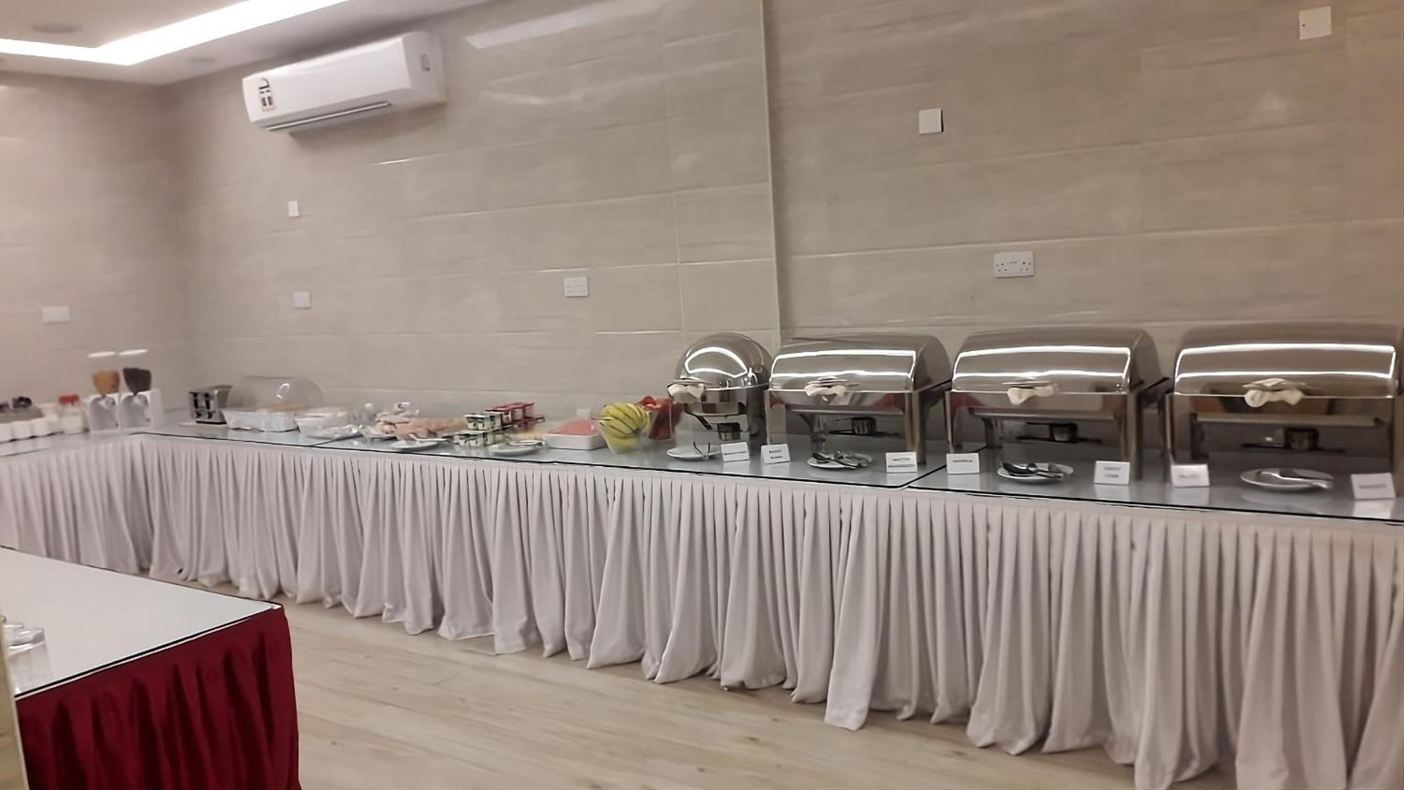 Nizwa Hotel Apartments Экстерьер фото