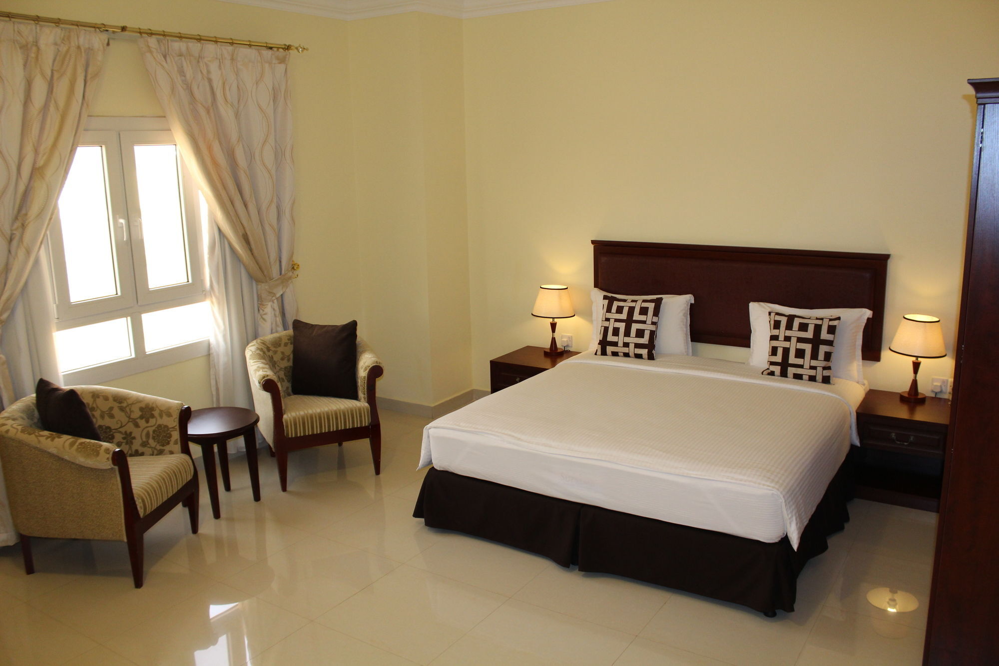 Nizwa Hotel Apartments Экстерьер фото